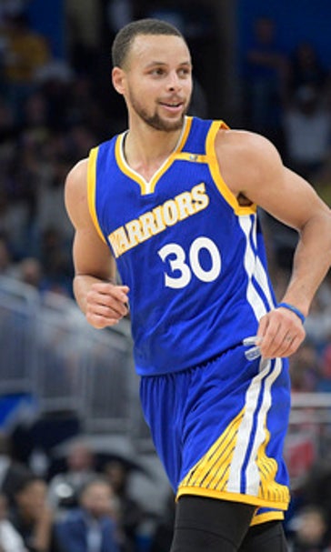 Curry, Thompson each hit 7 3s, Warriors pull away from Magic (Jan 22, 2017)